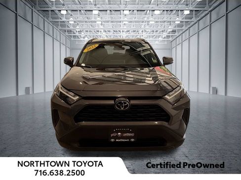 Used 2025 Toyota RAV4 XLE w/ Weather Package AWD/4WD image 6
