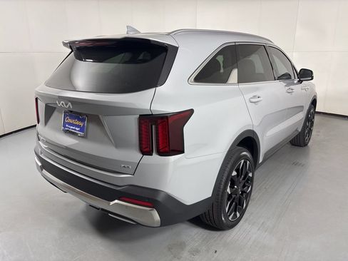 New 2026 Kia Sorento EX AWD/4WD image 8