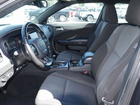 Used 2021 Dodge Charger SXT w/ Blacktop Package image 2