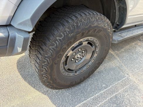 Used 2024 Ford Bronco Badlands AWD/4WD image 14