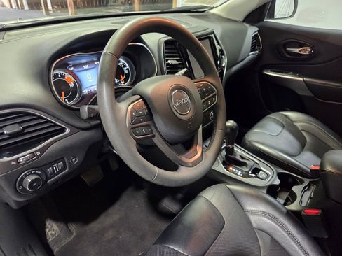 Certified 2022 Jeep Cherokee Limited image 12