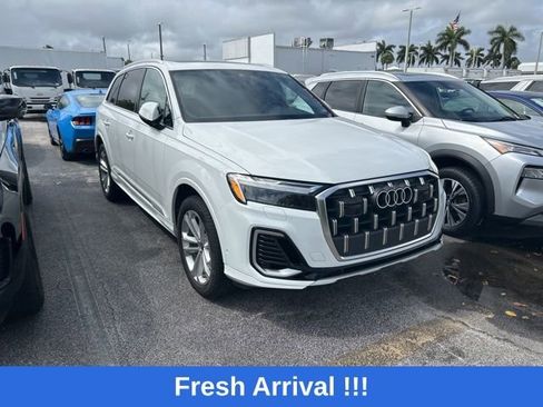 Used 2025 Audi Q7 3.0T Premium Plus image 8