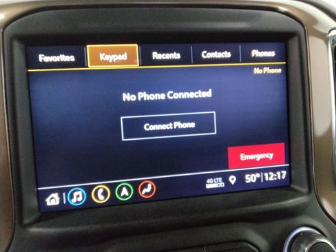 Used 2019 Chevrolet Silverado 1500 High Country image 19