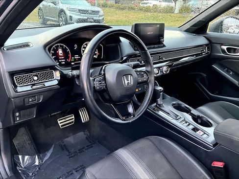 Used 2023 Honda Civic Sport image 16