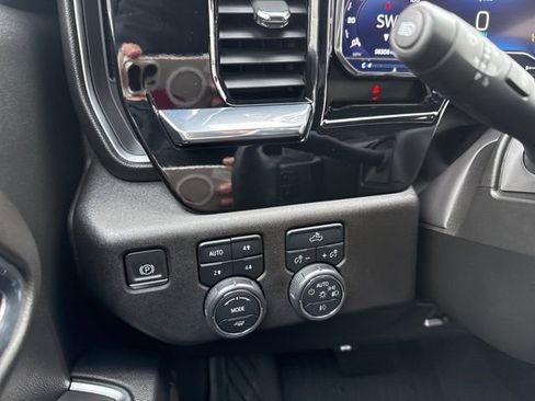 Certified 2024 Chevrolet Silverado 1500 RST w/ Z71 Off-Road Package AWD/4WD image 24