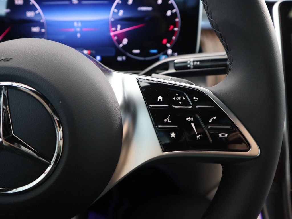 Certified 2026 Mercedes-Benz GLC 300 image 13