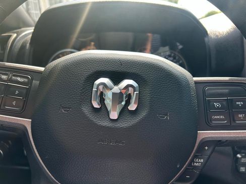 Used 2022 RAM 2500 Tradesman AWD/4WD image 19