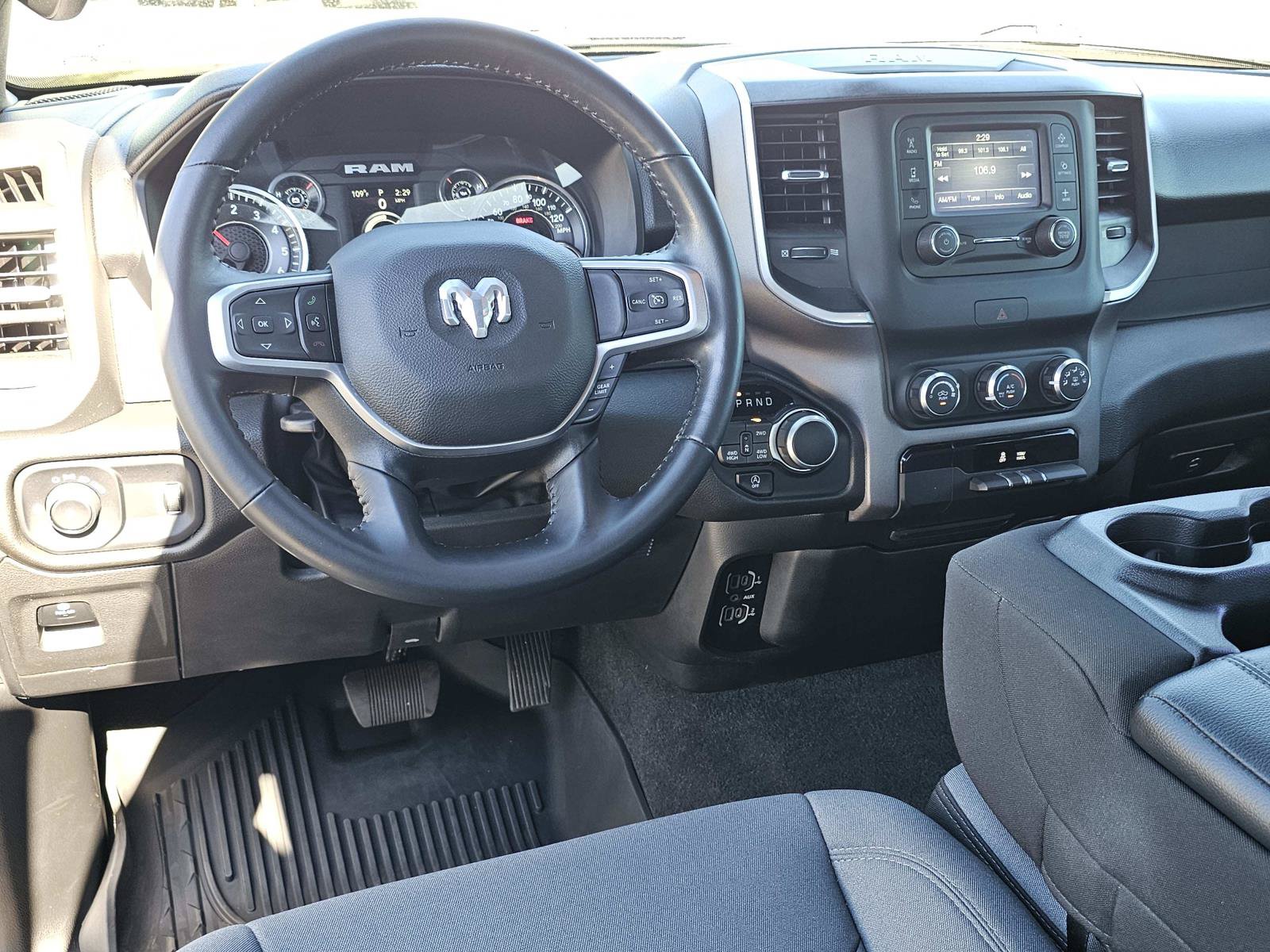Used 2023 RAM 1500 Big Horn AWD/4WD image 36