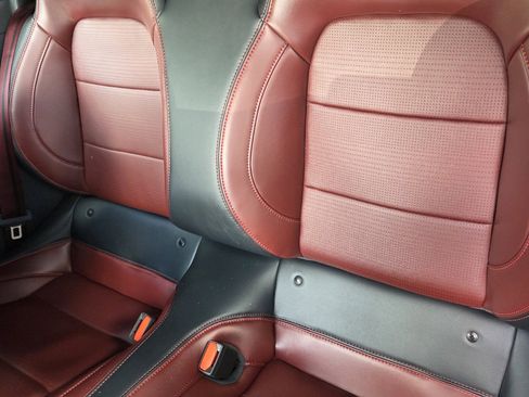 Used 2024 Ford Mustang Premium image 4