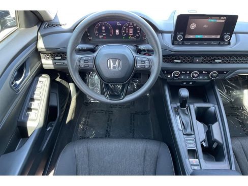 Used 2023 Honda Accord EX image 16