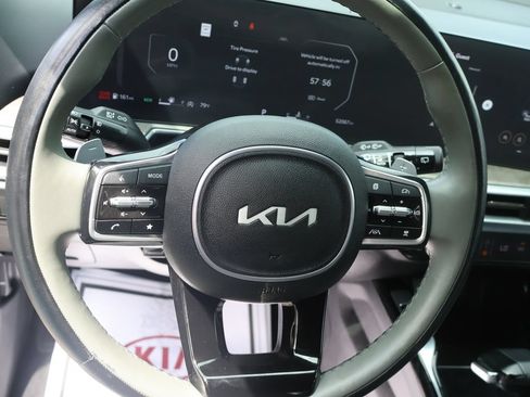Used 2024 Kia Sorento SX Prestige w/ Sage Leather Package AWD/4WD image 30