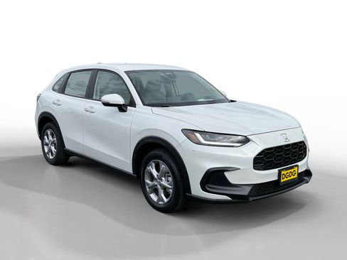 Certified 2025 Honda HR-V LX image 7