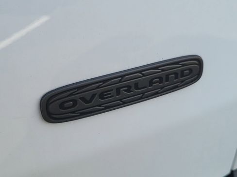 New 2026 Jeep Cherokee Overland image 11