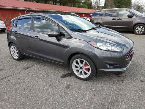 Used 2019 Ford Fiesta SE w/ Equipment Group 201A FWD image 7