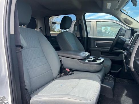Used 2020 RAM 1500 Classic SLT RWD image 5