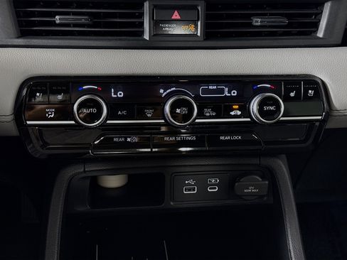 Certified 2023 Honda Pilot Elite image 19