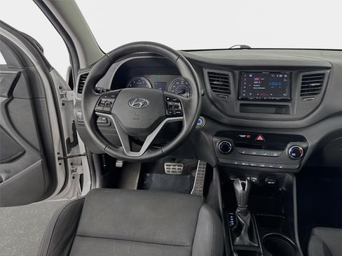 Used 2017 Hyundai Tucson Night image 23