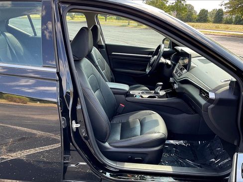 Used 2023 Nissan Altima 2.5 SL image 8