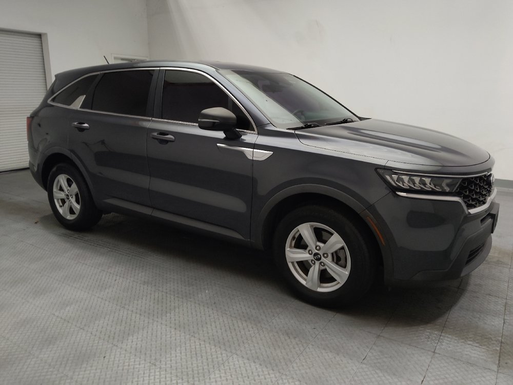 Used 2021 Kia Sorento LX FWD image 11