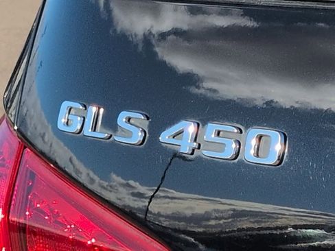 Used 2018 Mercedes-Benz GLS 450 4MATIC image 11