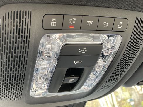 New 2026 Mercedes-Benz GLS 580 4MATIC image 35