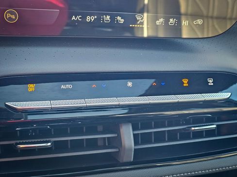 New 2026 Buick Enclave Avenir w/ Super Cruise Package image 28