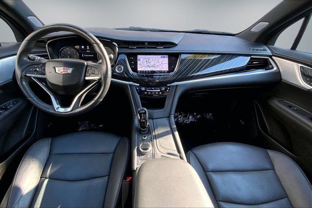 Used 2024 Cadillac XT6 Premium Luxury w/ Technology Package AWD/4WD image 15