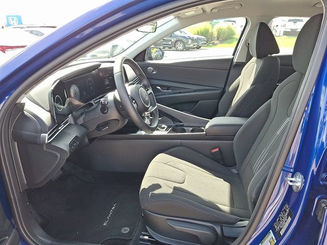 Certified 2023 Hyundai Elantra SEL w/ Convenience Package FWD image 13