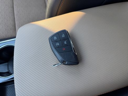 Used 2025 Chevrolet Equinox ACTIV AWD/4WD image 32