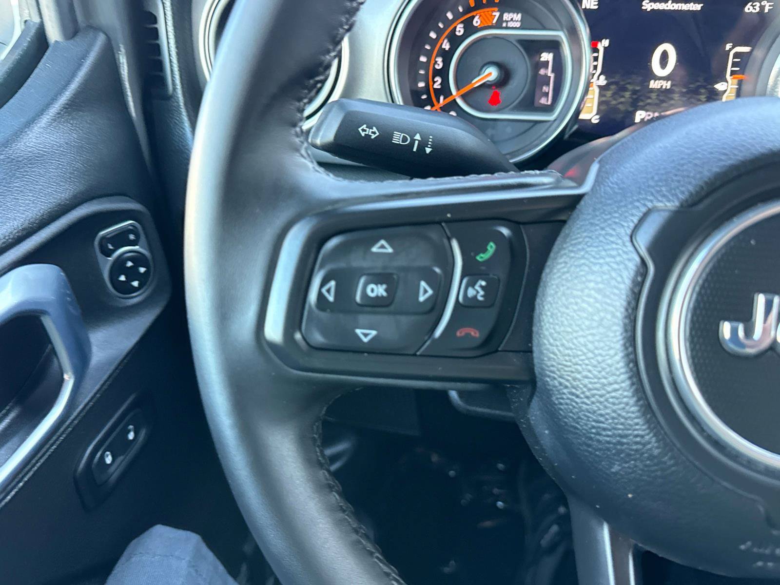 Used 2021 Jeep Wrangler Sport AWD/4WD image 22