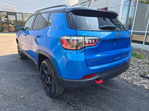 Used 2024 Jeep Compass Trailhawk AWD/4WD image 4