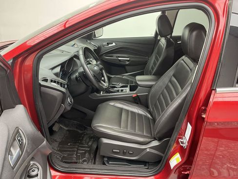 Used 2017 Ford Escape Titanium AWD/4WD image 3