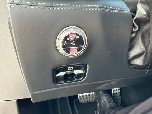 Used 2022 Mercedes-Benz SL 55 AMG 4MATIC image 17