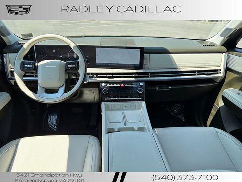 Used 2025 Hyundai Santa Fe Calligraphy AWD/4WD image 12