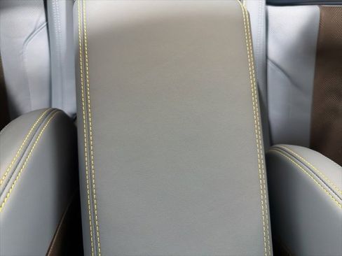 Used 2024 BMW M3 w/ Executive Package image 40