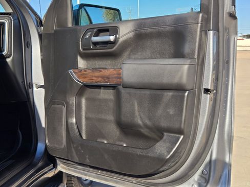 Used 2021 GMC Sierra 1500 SLT image 30