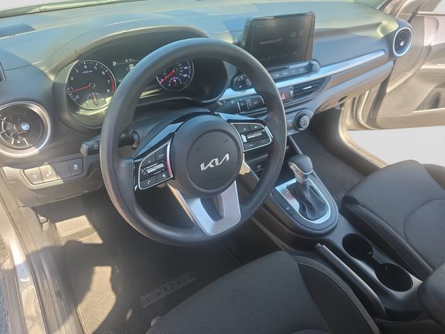 Used 2024 Kia Forte LXS w/ LXS Technology Package FWD image 15
