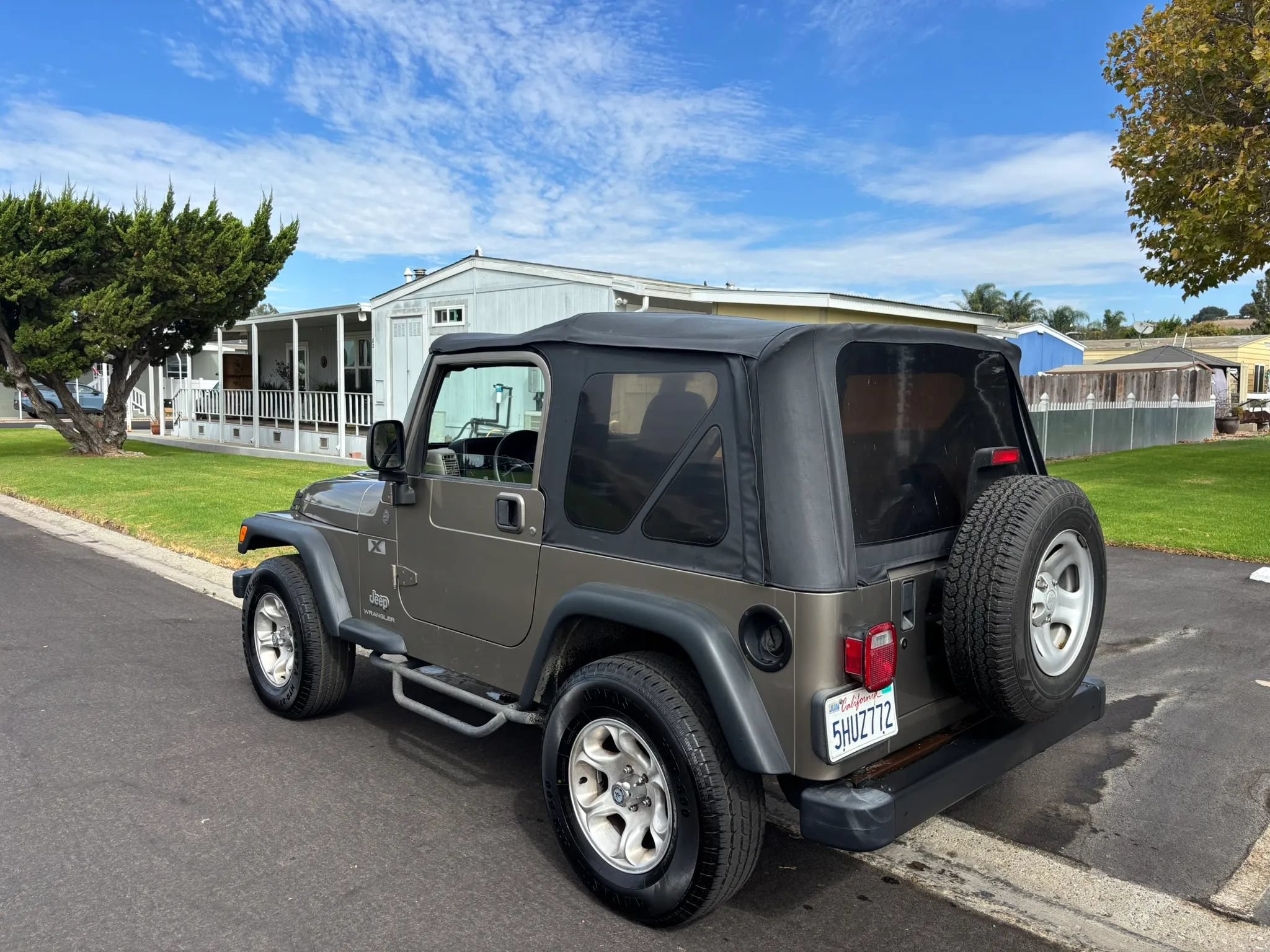 Used 2004 Jeep Wrangler X w/ Convenience Group AWD/4WD image 8