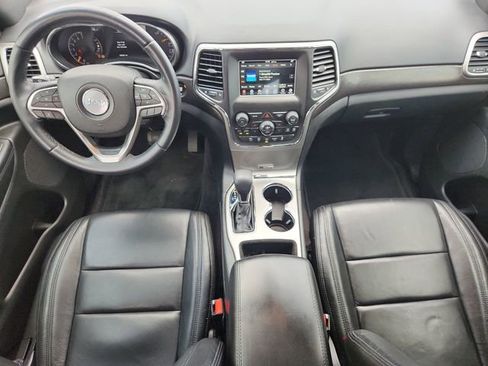 Used 2018 Jeep Grand Cherokee Laredo RWD image 19