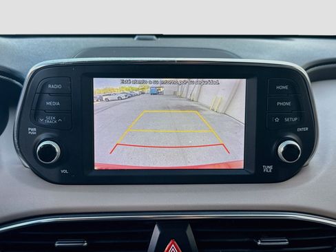 Used 2020 Hyundai Santa Fe SE FWD image 11