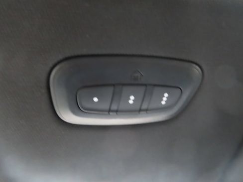Used 2022 RAM 1500 Laramie AWD/4WD image 43