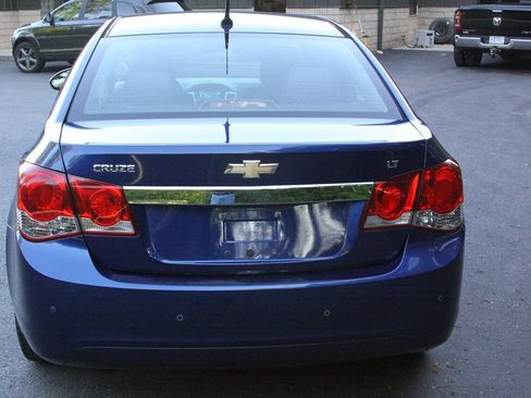 Used 2012 Chevrolet Cruze LT FWD image 8