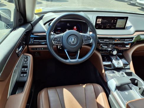 Used 2023 Acura MDX SH-AWD w/ Technology Package image 10