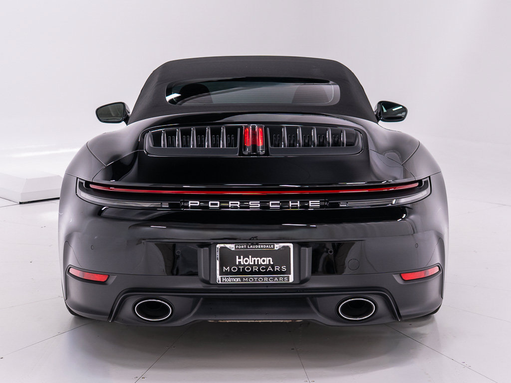 Used 2025 Porsche 911 Carrera RWD image 13
