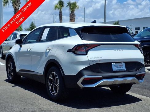 Used 2024 Kia Sportage LX FWD image 5