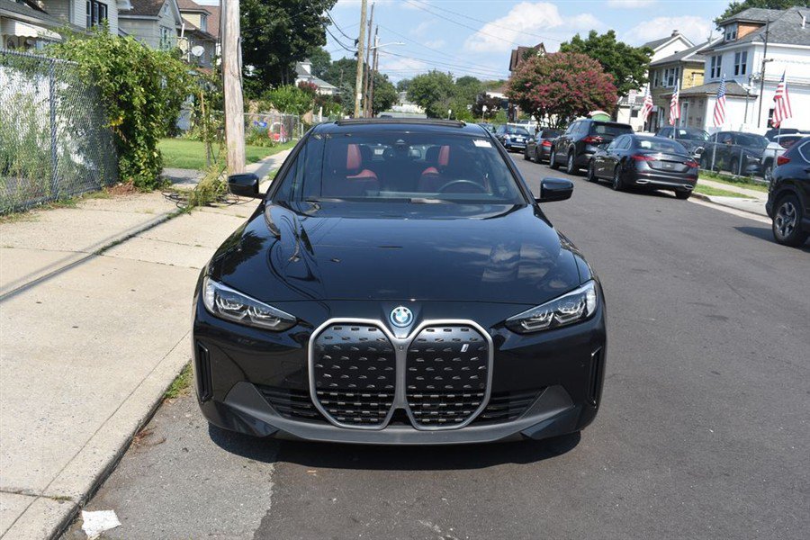 Used 2023 BMW i4 eDrive35 RWD image 2