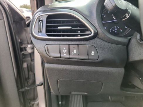 Used 2020 Hyundai Elantra GT w/ Style Package 02 image 19