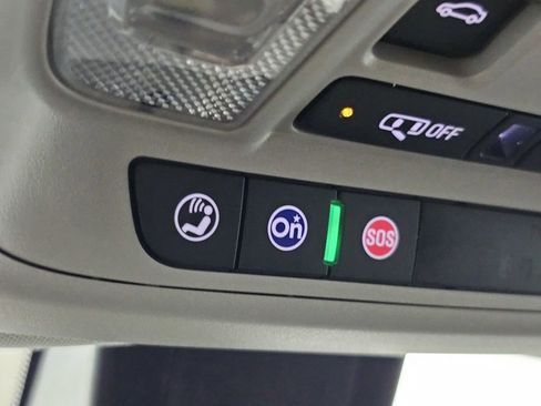 Used 2023 Chevrolet Equinox LT image 20