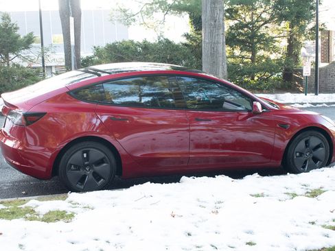 Used 2022 Tesla Model 3 Long Range image 9