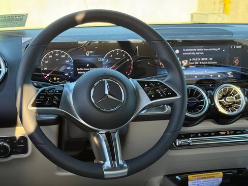 New 2026 Mercedes-Benz GLB 250 image 30